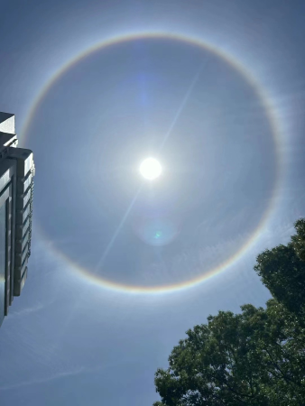 ¿Qué sucede cuando un fenómeno meteorológico se encuentra con las misteriosas fuerzas del Este?